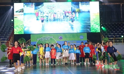 Gần 500 trẻ em tham gia lễ kỷ niệm Ngày trẻ em Thế giới năm 2022